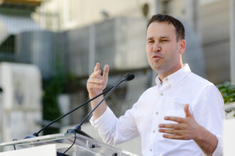 robert negoita reactie virala la investigatia recorder nu strada noastra e pe teava dumnealor teava dumnealor e sub strada noastra 68f9f3ef35410