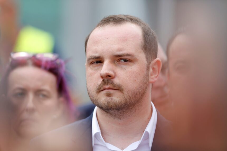 rogobete despre sectia ati a spitalului din barlad nu am vazut nicio bratara niciun inel si nicio unghie falsa pe mainile personalului 68ebcb4d4bfdc