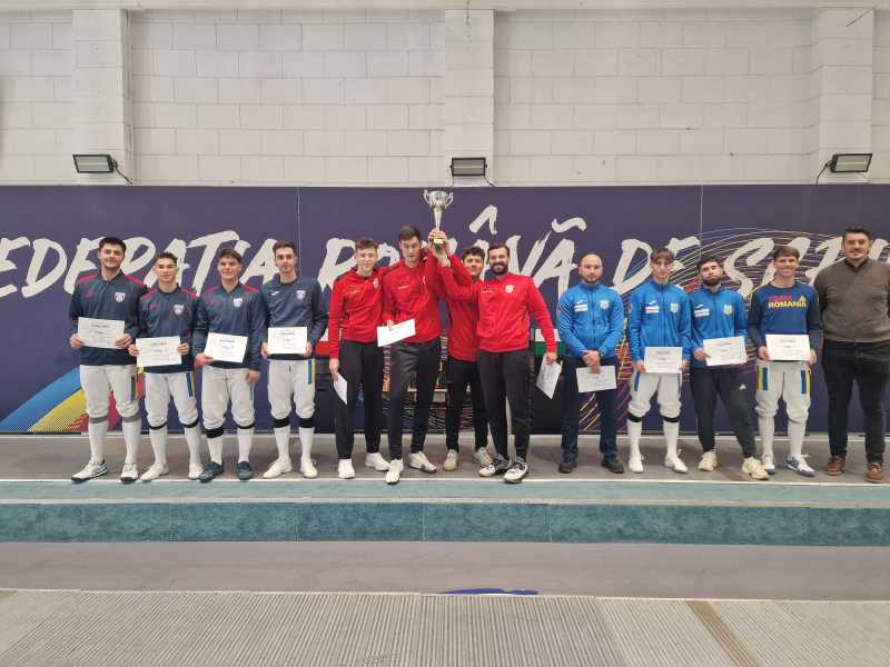 scrima cs dinamo a castigat cupa romaniei la sabie pe echipe feminin si masculin 68e2d08316850