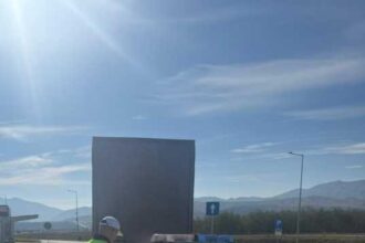 sibiu un sofer de tir cetatean strain retinut dupa ce a fost prins baut la volan pe autostrada a1 68f90684eba35