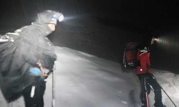 sibiu un turist din bucuresti salvat de echipele salvamont in muntii fagarasanului 68df6fa2b8b25