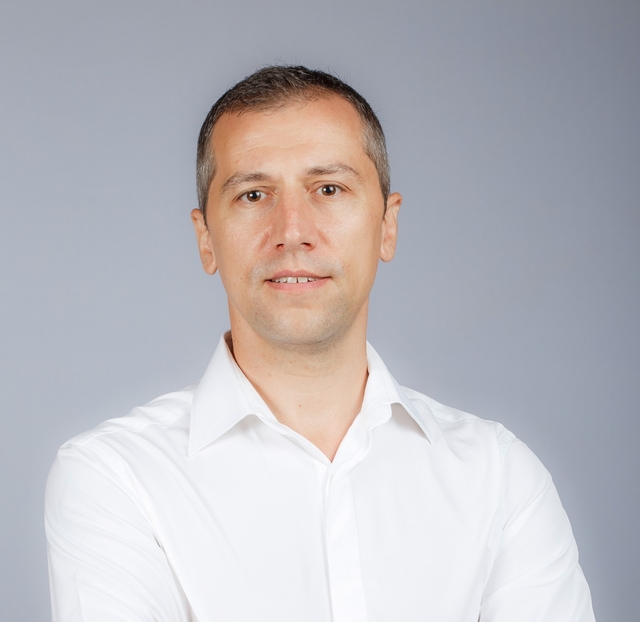 silviu iordache fost prefect isi anunta candidatura ca independent la presedintia consiliului judetean buzau impotriva lui ciolacu impotriva sistemului pentru buzau 68ffc95da5210