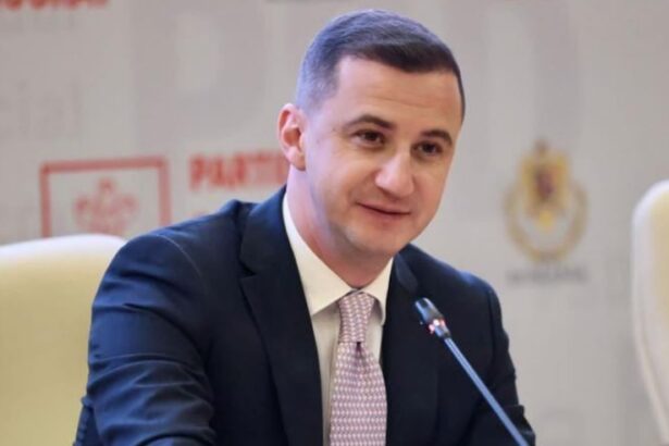 simonis sustine ca unii sefi din primaria timisoara incearca sa blocheze construirea stadionului 68efe680cbd6c