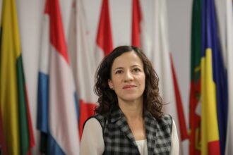 sorin grindeanu a vorbit cu comisarul roxana manzatu despre inghetarea salariului minim mi a zis ca se intra intr o zona de infringement 68f67171bc76c scaled 1