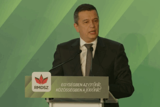 sorin grindeanu dupa ce a iesit din sala la congresul udmr cand a fost intonat imnul secuiesc din perspectiva romaniei exista un singur imn oficial cel al romaniei 68ea17ced4f1f