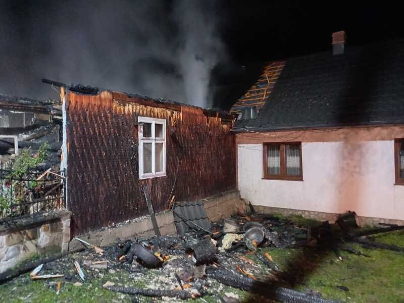 suceava un barbat din gura putnei gasit carbonizat in casa distrusa de un incendiu 68f096ba0dca0