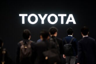 toyota denies promising 10bn investment in us after trump announcement 690225234e499