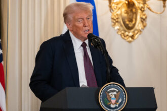 trump a cerut pentagonului sa foloseasca toate fondurile disponibile pentru plata trupelor 68eaa2d8bfb7d