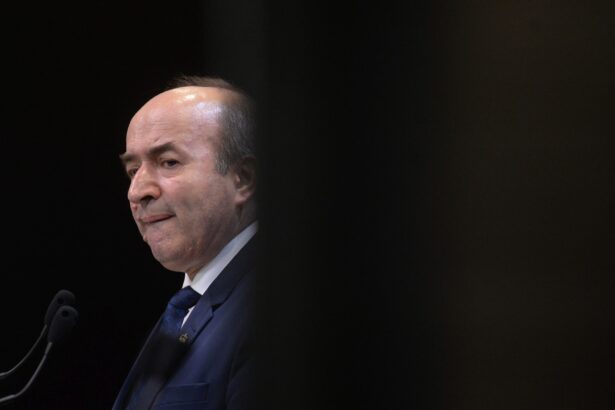 tudorel toader dupa decizia ccr guvernul poate sa reia proiectul de lege 68f6342768ce3 scaled 1