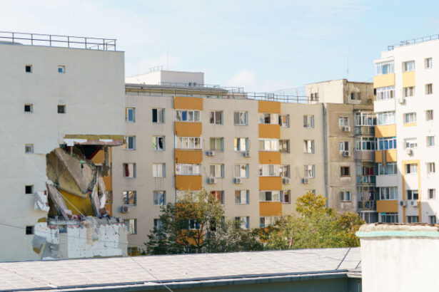 unde pot face bucurestenii donatii de haine jucarii alimente ca sa ajute persoanele afectate de explozia din rahova 68f22ce3be30b