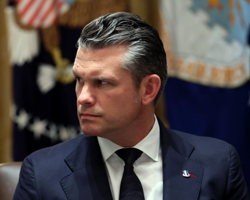 us news outlets refuse to sign new pentagon rules to report only official information 68ee1e71393b0