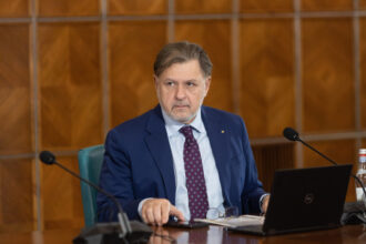 vaccinarea impotriva hpv o investitie in sanatate pe termen lung ce spune alexandru rafila fostul ministru al sanatatii 68dd04cb796af