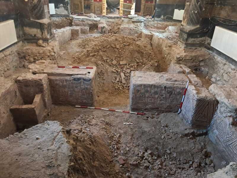 valcea o biserica ce ar putea fi prima de zid din ramnic descoperita intr un lacas din piata centrala 68e3e89984507