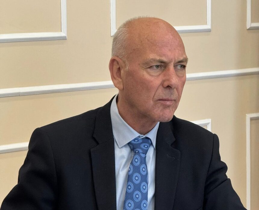 vicepresedintele cj brasov sub control judiciar dupa numirea directorului companiei de apa 6904a315511f5