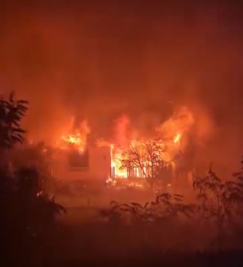 video botosani barbat decedat intr un incendiu care i a cuprins locuinta 68e6bb9ab9221