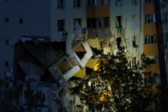 video noi date din ancheta privind explozia blocului din rahova cand au fost instalate cablul electric si conducta de gaze 68f9f3e4ee658