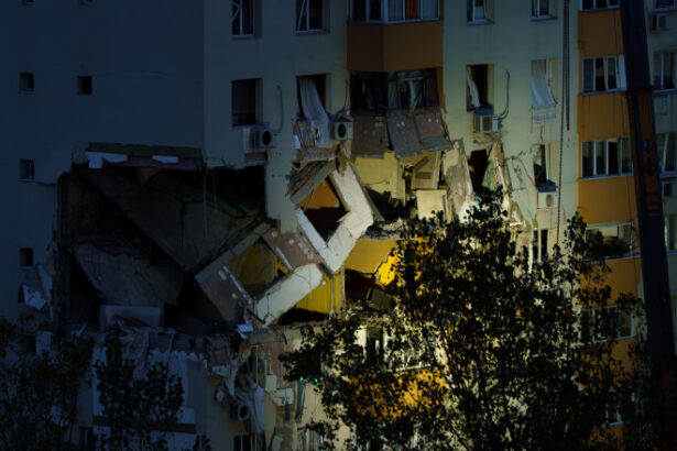 video noi date din ancheta privind explozia blocului din rahova cand au fost instalate cablul electric si conducta de gaze 68f9f5055fa48