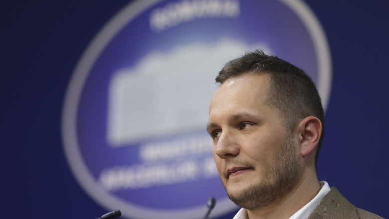 video prefectul capitalei despre interventia distrigaz inainte de explozia din rahova e o problema probabil ar trebui schimbata legislatia 68f9e1162d7e6