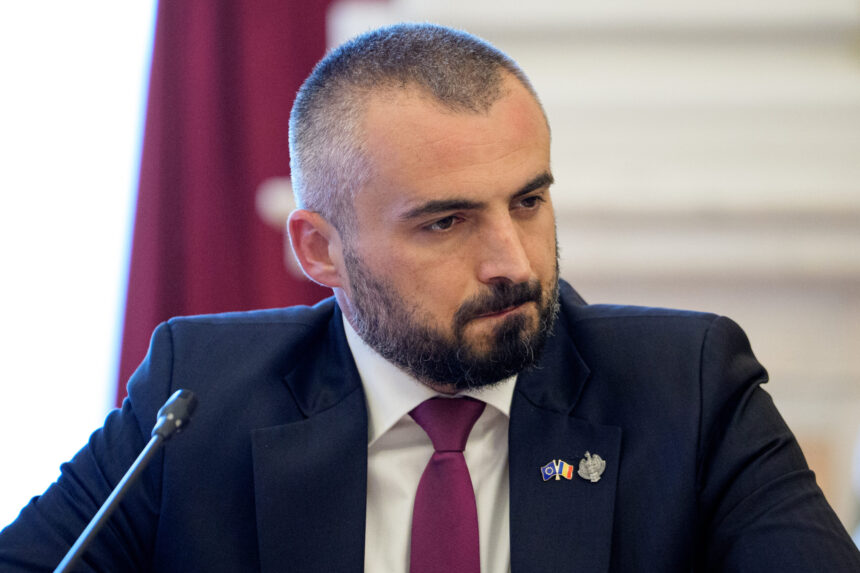 vlahu aur ccr sub presiunea politica a coalitiei justitia devine arma in mana puterii 68e63cf1e4297