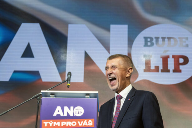 volodimir zelenski a avut prima convorbire telefonica cu liderul populist al cehiei 68e7c6a7b52f6