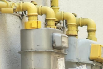 zece persoane au fost evacuate din locuinte in urma unei avarii la o teava de gaz in judetul mures 68f408ae75230