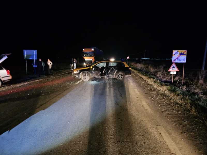 accident rutier in targu neamt doi soferi si un bebelus de 3 ani raniti 6922c139b7bab