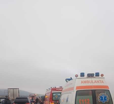 alba cinci persoane ranite usor in accidentul de pe autostrada a10 sebes turda 692177f3b2701