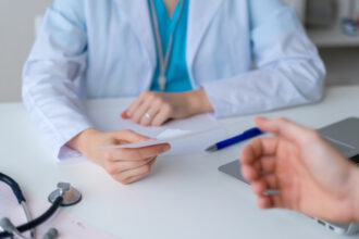 analize si servicii medicale gratuite la care toti romanii pot avea acces inclusiv neasiguratii consultatii decontate de stat 691d50856f625