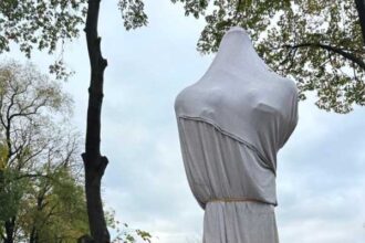 arad bustul din bronz al lui duckadam a fost finalizat primaria semlac a platit 40 000 de euro 6914964dd535d