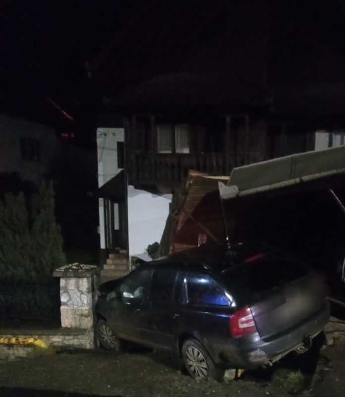 arges opt persoane evacuate dupa ce un autoturism a avariat o teava de gaze circulatie oprita temporar pe dn 73 691c2645354c0