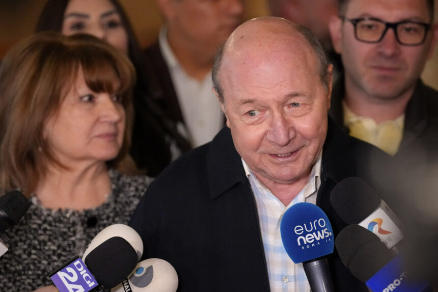 basescu ironic despre candidatii cu sanse la primarie au bucurestenii de unde alege nu mai vorbim ca au si fosti ziaristi 691a31986c02f