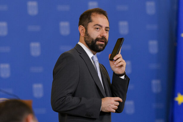 burnete deficitul real al romaniei era intre 9 si 10 nu cat aratau actele oficiale 69108c4e1887f