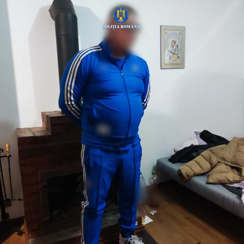 buzau actiune in forta pentru retinerea unui barbat urmarit national si international pentru viol si talharie 6929680407a53