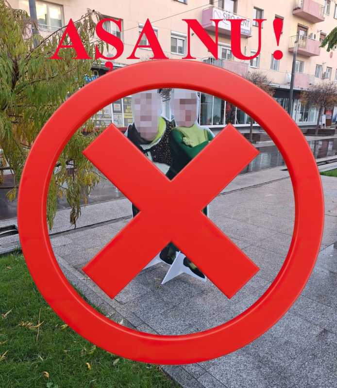 buzau amendat dupa ce a pus poza candidatului pnl usr la sefia cj pe machete cu personaje din desene animate 6921fc6e0feae