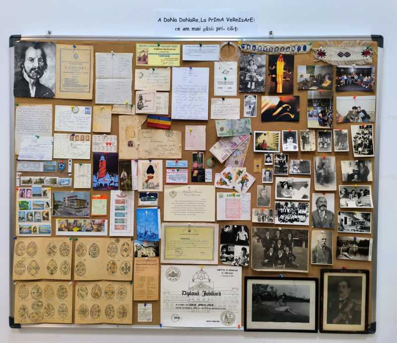 buzau zeci de scrisori tablouri si obiecte personale descoperite intre filele cartilor donate bibliotecii judetene 69242579943c7