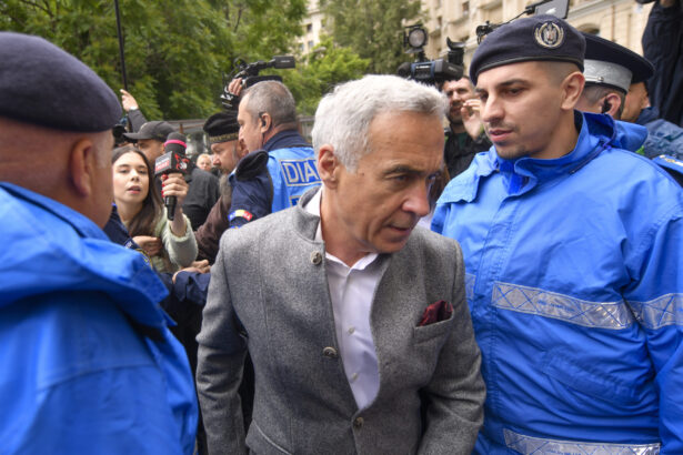 calin georgescu in fata judecatoriei cerem ajutorul sfintilor care prin rugaciunea lor aduc dreptatea lui dumnezeu 6913051eb8233