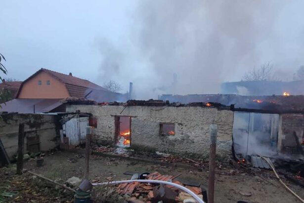 caras severin o casa din giurgiova distrusa de un incendiu 691d71ddabe73