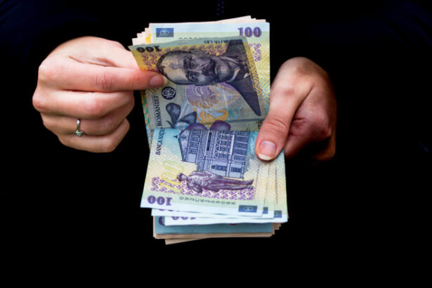 cat este ajutorul de deces in 2025 sume mai mari pentru persoanele care au fost asigurate in sistemul de pensii 690d7e97342bb