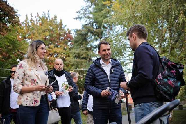 catalin drula candidatul usr la alegerile pentru primaria capitalei isi asuma plantarea unui milion de copaci in bucuresti in urmatorii cinci ani 691f3fc085ef4