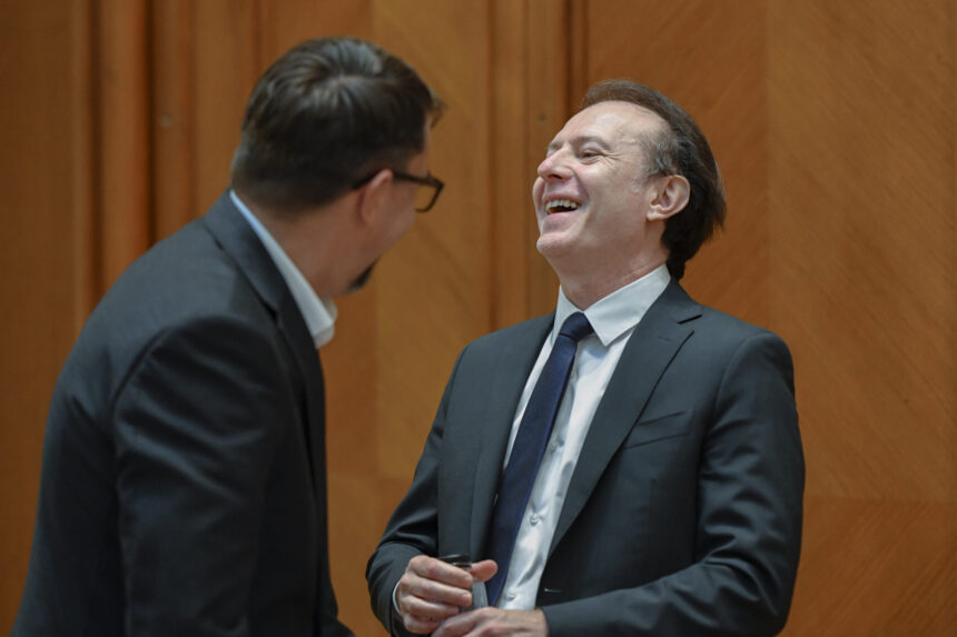 citu o alta interpretare pentru ce se intampla cu incasarile din tva 692998d012d57