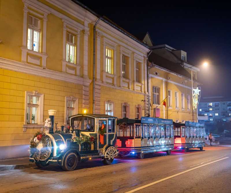 covasna trenuletul turistic si caruselul copiilor printre principalele atractii ale targului de craciun de la sfantu gheorghe 6929ae4a1362c