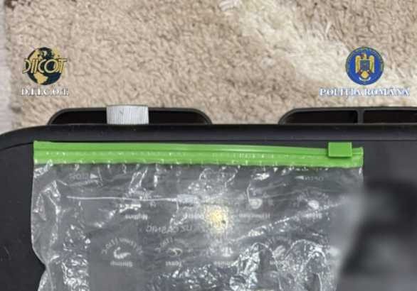 dambovita perchezitii la persoane care voiau sa infiinteze culturi de canabis 691d7b48a1f09