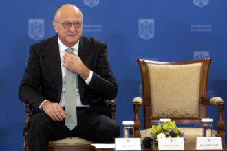 dan sucu patronul mobexpert intrebat despre modificarile fiscale si concedieri daca ne uitam doar la ce ne lipseste intotdeauna ne va lipsi ceva 690dcd329fed9