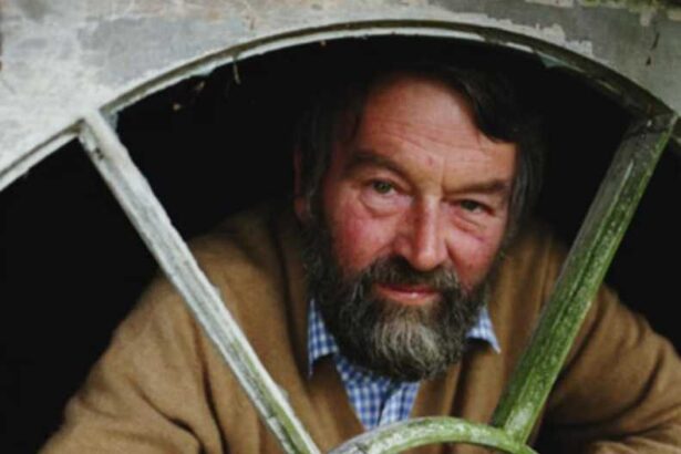 documentar 20 de ani de la moartea scriitorului englez john fowles 5 noiembrie 690af70546ded