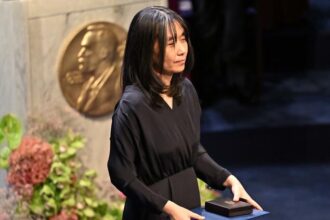 documentar scriitoarea han kang premiul nobel pentru literatura 2024 implineste 55 de ani 27 noiembrie 6928060f5e4a5