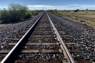 doi muncitori au fost raniti pe un santier feroviar in cluj de o bucata de sina politia a deschis un dosar penal 691f3ba34bd9f