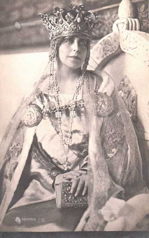 expozitia royal dedicata reginei maria a romaniei prezentata la chisinau 692973c6ab49f
