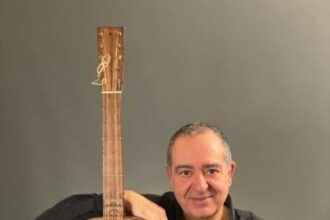 festivalul de muzica veche bucuresti chitaristul xavier diaz latorre marti la sala auditorium a muzeului national de arta 69254cca13d93