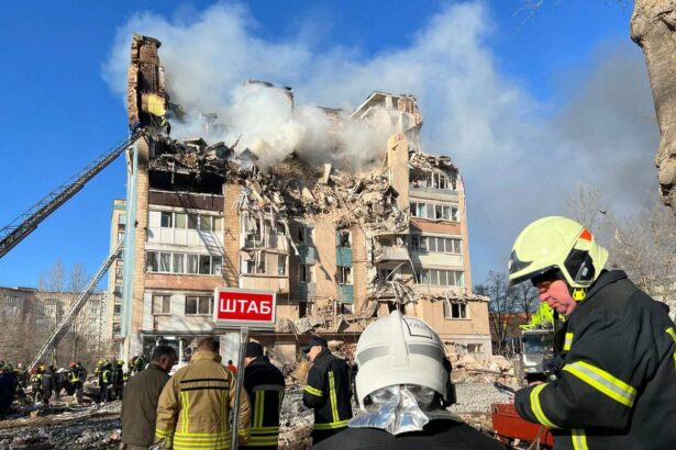 first thing us and russian officials draft plan to end ukraine war based on capitulation from kyiv 691f18114eeaf