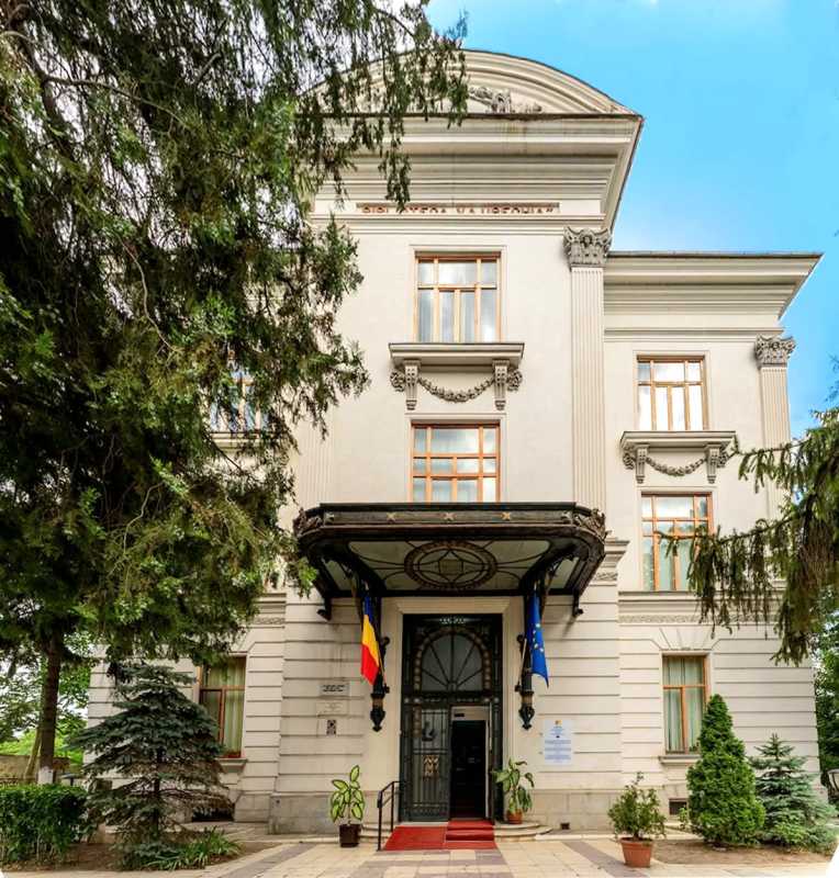 galati biblioteca v a urechia a implinit 135 de ani de la infiintare 69147a28cb161